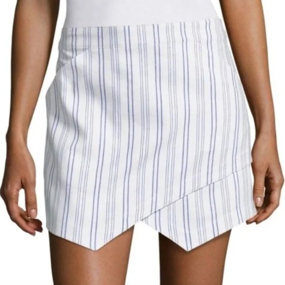 BCBGMAXAZRIA Beckett White Blue Striped Mini Skirt Size M - Picture 1 of 8